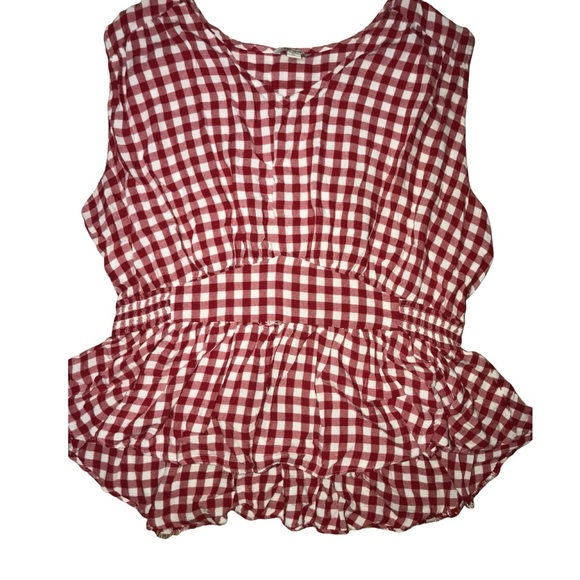 Tops - Sleeveless red&white checkered blouse